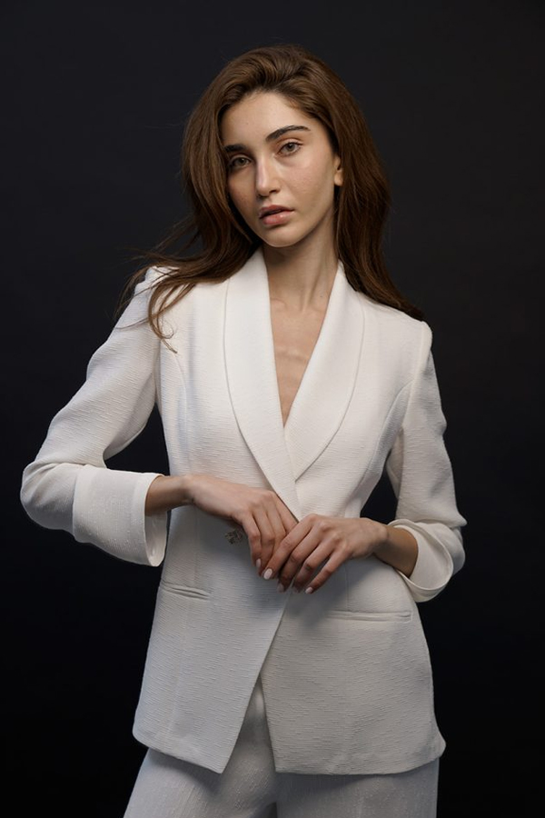 Valienne Textured Shawl Blazer in ivory with elegant tailored silhouette